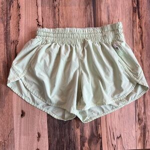 Lululemon Hotty Hot Short
